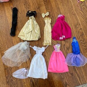Bundle of Vintage Barbie Doll Formal Evening Gowns & Wedding Dress    dresses